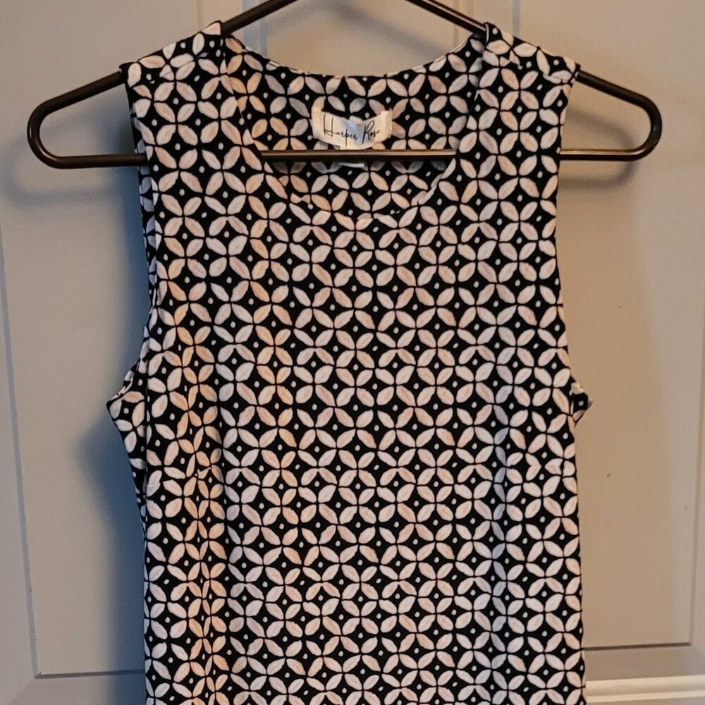 Harper Rose Very Cute Pull-over Dress Black, Tan, White Print Misses Size 4